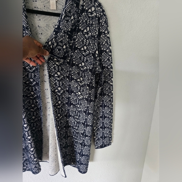 Chico's Long Cardigan Womens Sz L White Blue Sweater Collared Open Aztec - Picture 5 of 12